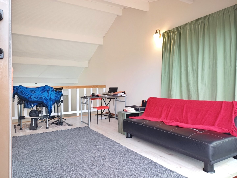 4 Bedroom Property for Sale in Reebok Western Cape